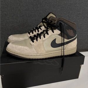 Men’s Nike Air Jordan 1 Mid Khaki and Brown 11.5